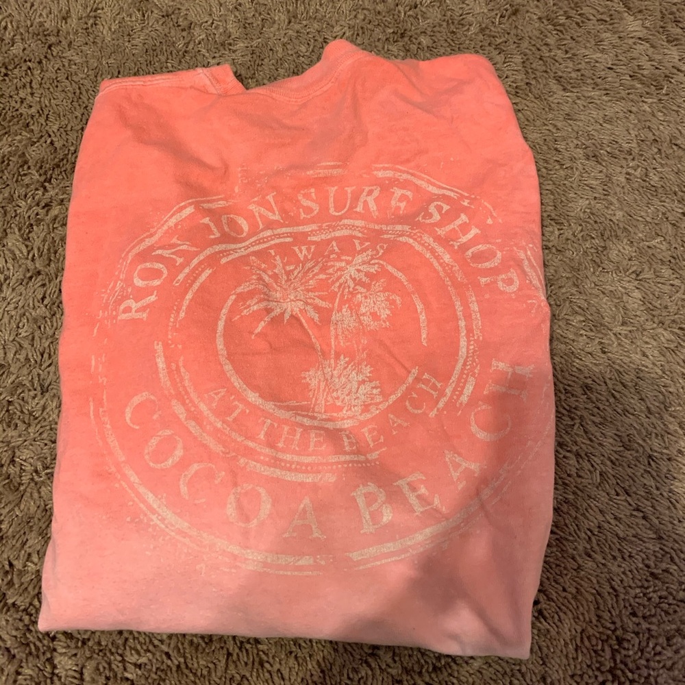 Ron Jon’s long sleeve ombré tee.